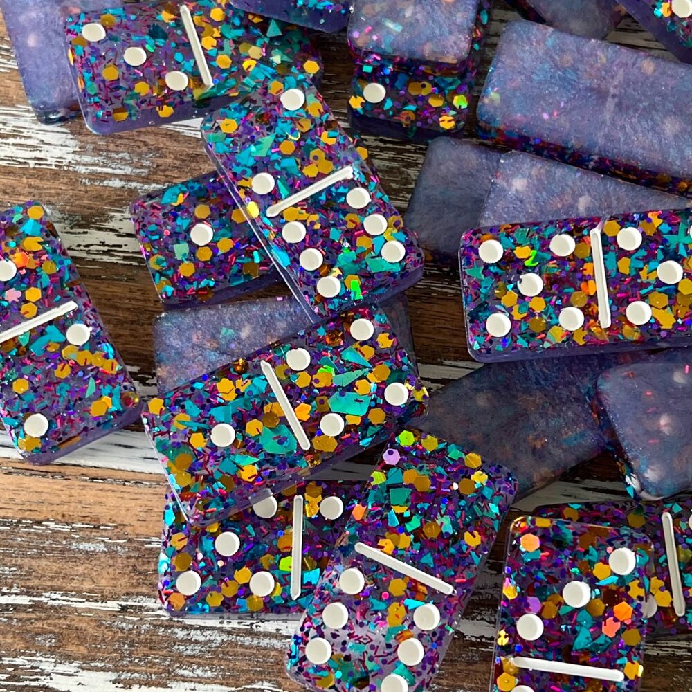 Dazzling Sparkle Glitter Resin Dominoes Game with Velvet Bag 28 pieces Glitter - Picture 5 of 10